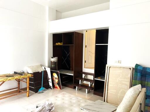 Townhouse in prime location in Patong, Phuket