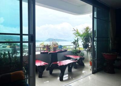 Townhouse in prime location in Patong, Phuket