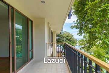 Luxury 3 Bed Beachfront Condo with Amazing Sea View