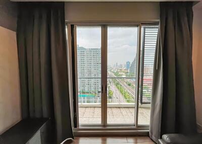 Bangkok Condo The Room Sathon-Taksin Somdet Phra Chao Tak Sin BTS Pho Nimit