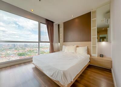 Bangkok Condo The Room Sathon-Taksin Somdet Phra Chao Tak Sin BTS Pho Nimit