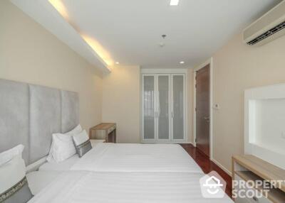 2-BR Serviced Apt. near BTS Phrom Phong