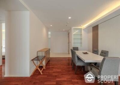 2-BR Serviced Apt. near BTS Phrom Phong