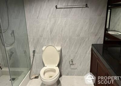 3-BR Townhouse near MRT Lumphini