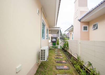 Immaculate 2 Bedroom House For Sale