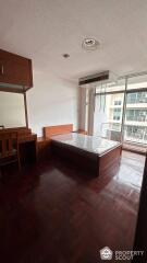 4-BR Condo at Homhual Mansion near BTS Phrom Phong