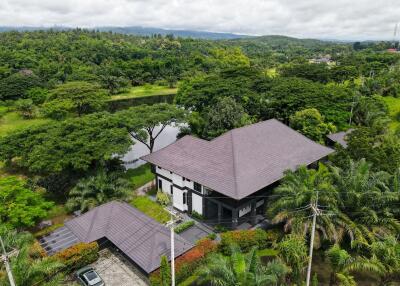 3 Bedroom Pool Villa with Guesthouse in Mae Rim