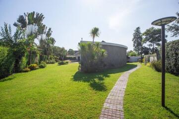 4 Bedroom Balinese Style Pool Villa in Mae Rim