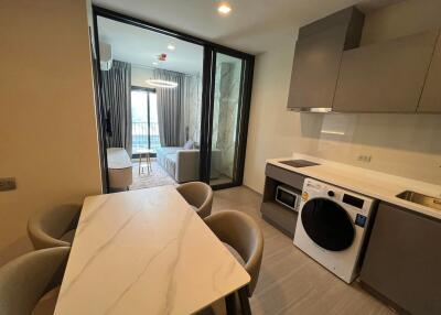 Condo for Rent at Life Asoke Hype