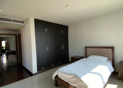 3-BR Apt. near BTS Chong Nonsi