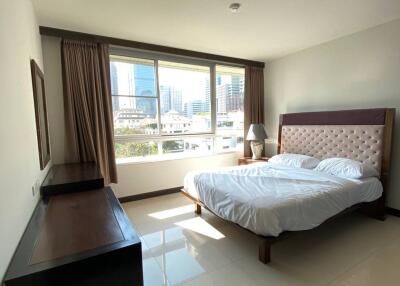 3-BR Apt. near BTS Chong Nonsi