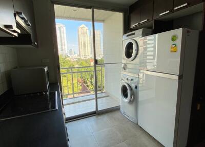 3-BR Apt. near BTS Chong Nonsi