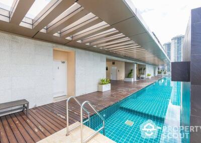 1-BR Condo at The Legend Saladaeng near MRT Si Lom