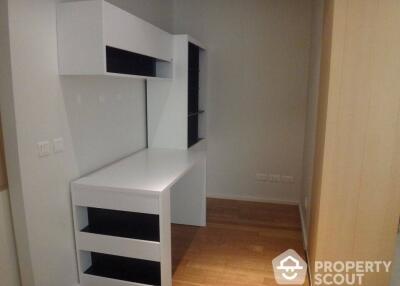 1-BR Condo at The Legend Saladaeng near MRT Si Lom