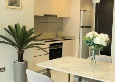 1-BR Condo at The Bangkok Sathorn near BTS Surasak