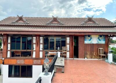 6 Bedroom House for rent in Chiang Mai