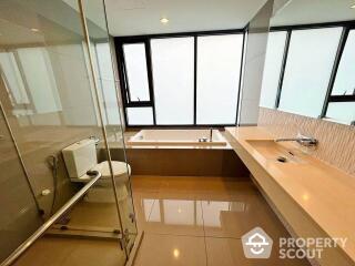 2-BR Condo at Rhythm Sukhumvit 42 near BTS Ekkamai