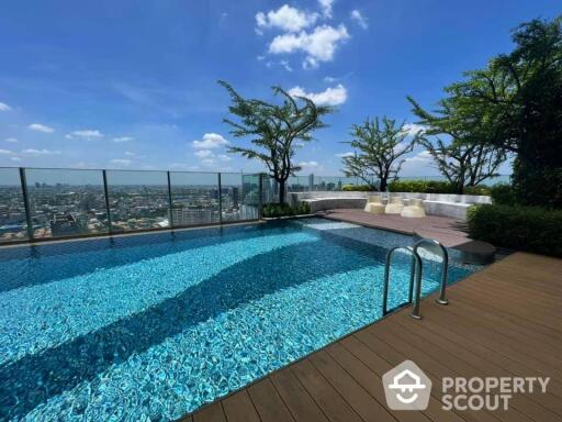 2-BR Condo at Rhythm Sukhumvit 42 near BTS Ekkamai