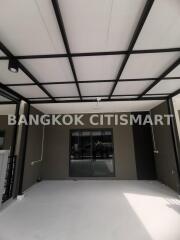 Townhouse at Pleno Town Pinklao-Kanchana for rent