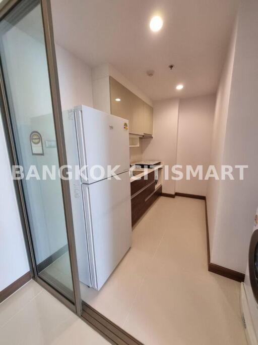 Condo at Supalai Oriental Sukhumvit 39 for rent