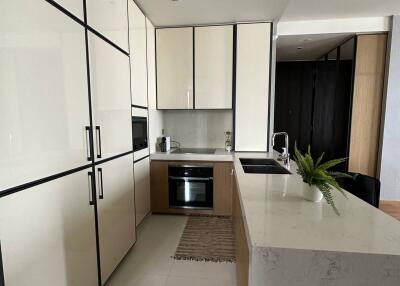 3-BR Condo at Beatniq Sukhumvit 32 near BTS Thong Lor