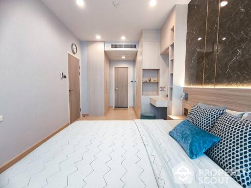 2-BR Condo at Supalai Lite Ratchada - Narathivas - Sathorn in Chong Nonsi