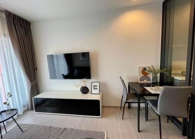 Condo for Rent at Life Asoke Hype