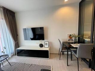 Condo for Rent at Life Asoke Hype