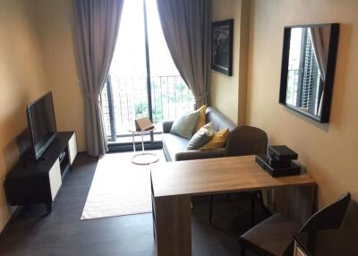 1 Bedroom Condo for Rent at The Edge Sukhumvit 23