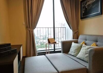 1 Bedroom Condo for Rent at The Edge Sukhumvit 23