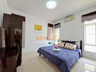 2 Bedrooms Villa / Single House in Chokchai Village 10 East Pattaya H012077