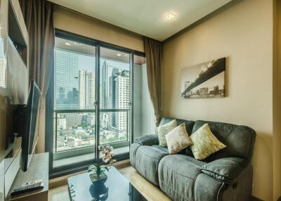 Condo for Sale at The Address Sathorn