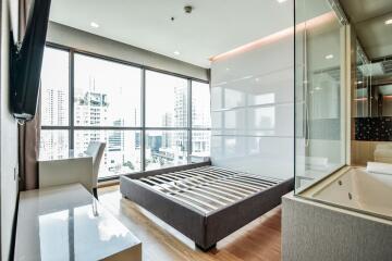 Condo for Rent at The Address Sathorn