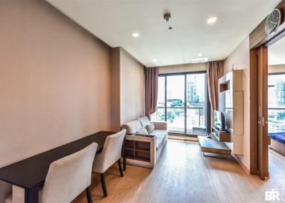 Condo for Rent at The Address Sathorn