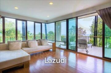 Luxury 3 Bed Beachfront Condo