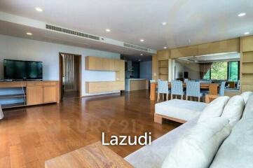 Luxury 3 Bed Beachfront Condo