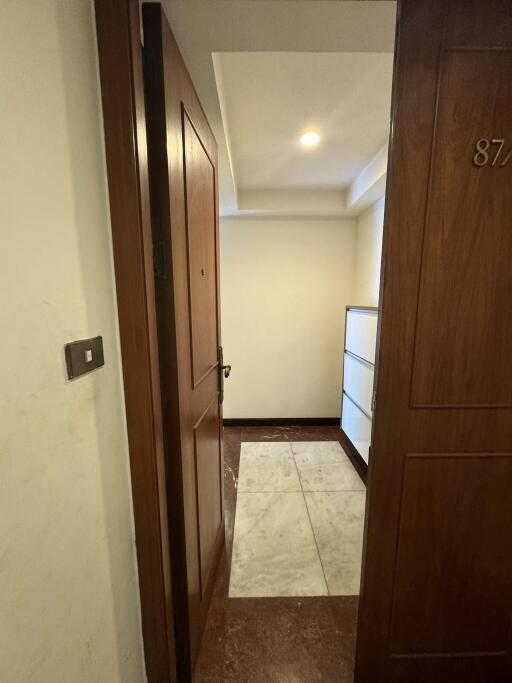 Condo for Rent at All Seasons Mansion