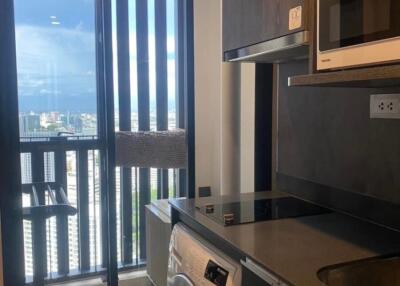 Condo for Rent at Ashton Chula-Silom