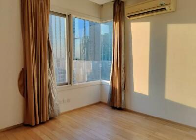 Siri at Sukhumvit 3 bedroom condo for sale