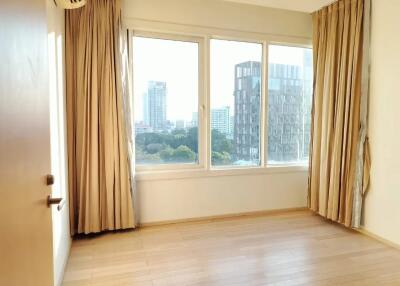 Siri at Sukhumvit 3 bedroom condo for sale