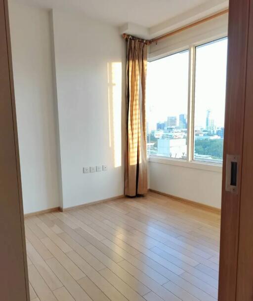 Siri at Sukhumvit 3 bedroom condo for sale