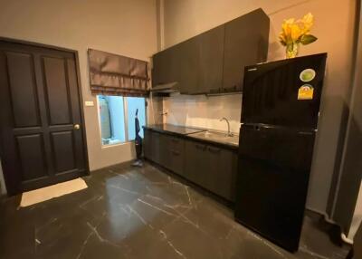 Townhouse for Rent at Baan Klang Muang The Paris Rama 9-Ramkamhaeng