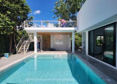 Modern Luxury Pool Villa for Sale at Baan Wang Tan Village