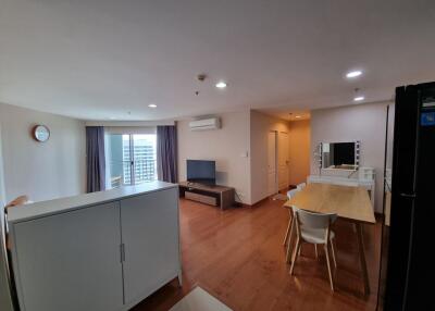 Condo for Rent at Belle Grand Rama 9