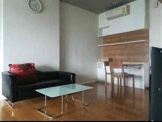 Condo for Rent at Blocs 77