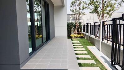 House for Rent at Centro Bangna