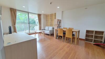 Condo for Rent at Centric Scene Ari 2