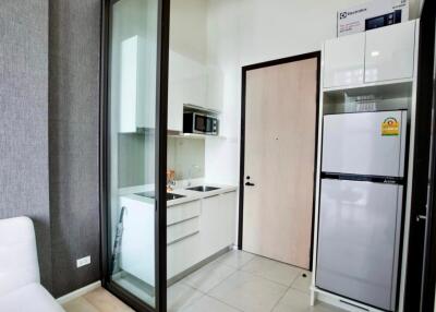 Condo for Rent at Chewathai Residence Asoke