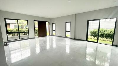 House for Sale iat The City Bangna