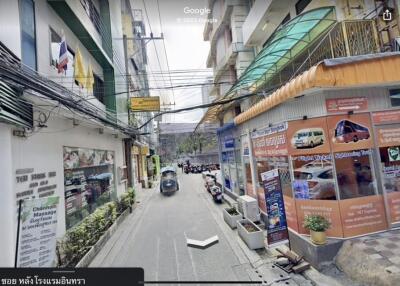 Commercial/Shophouse for Sale, Sale w/Tenant in Soi Phetchaburi 17